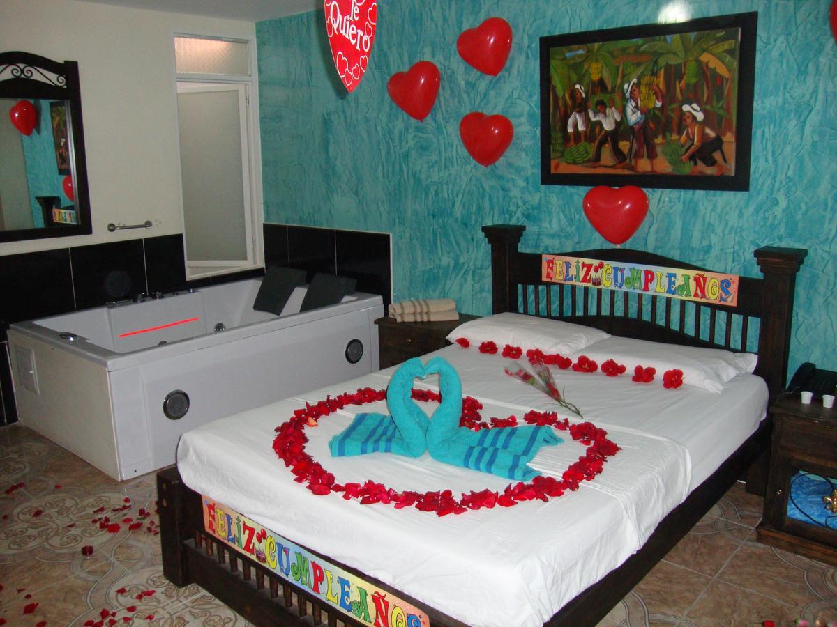 Hotel Emperatriz อาร์เมเนีย ภายนอก รูปภาพ